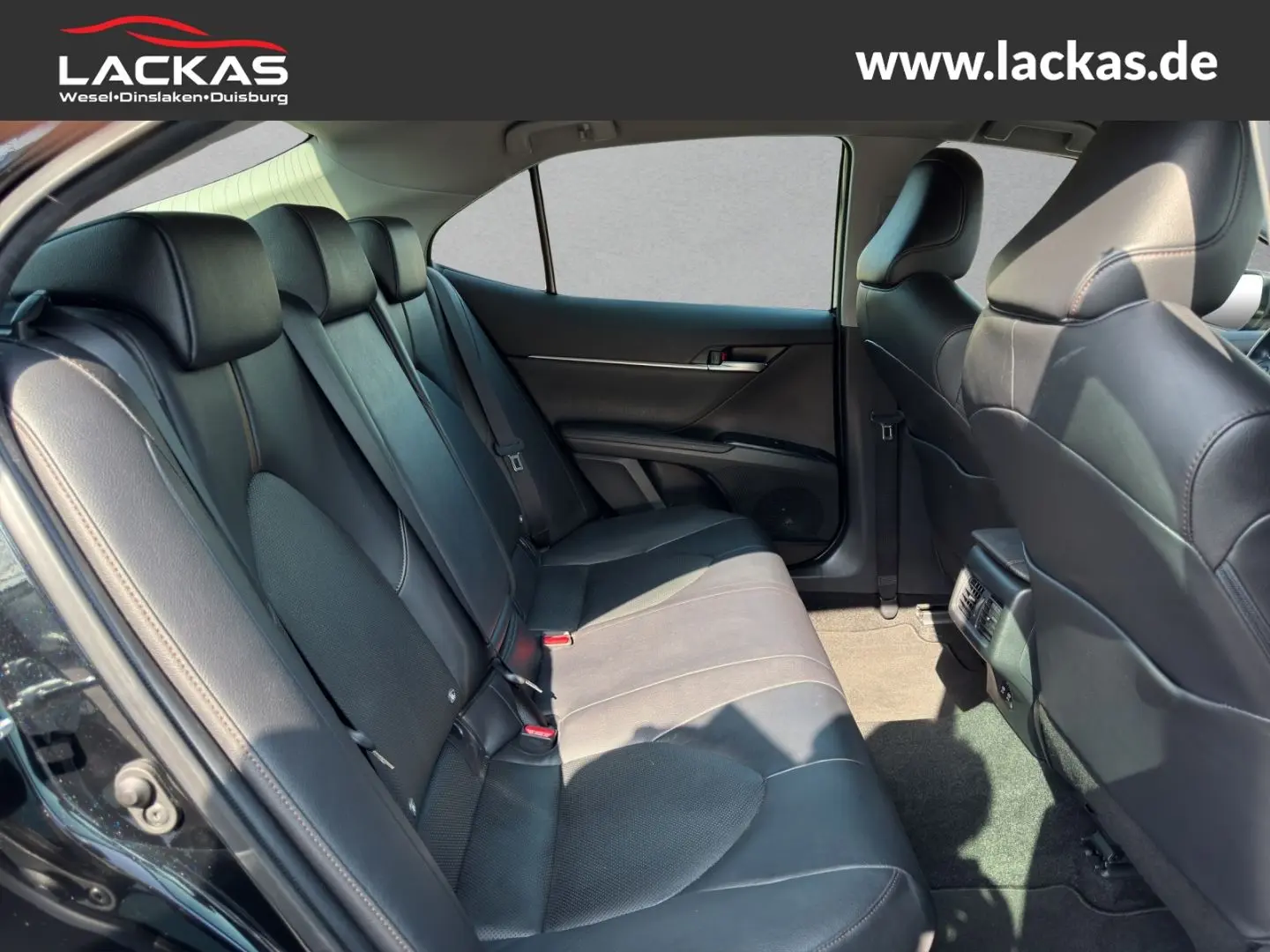 Camry Hybrid Business Edition 2.5 VVTi LED Mehrz