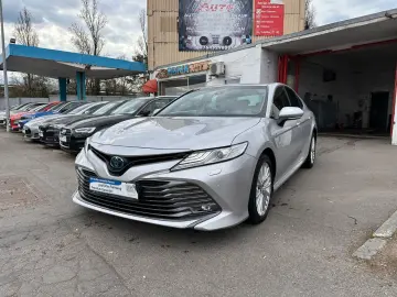 Camry Hybrid Luxury