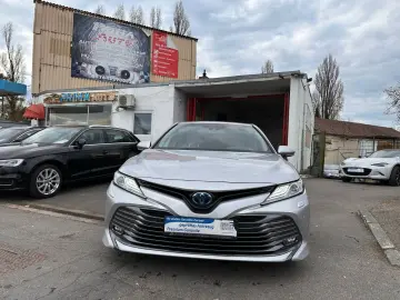 Camry Hybrid Luxury