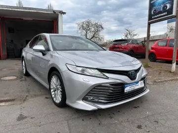 Camry Hybrid Luxury