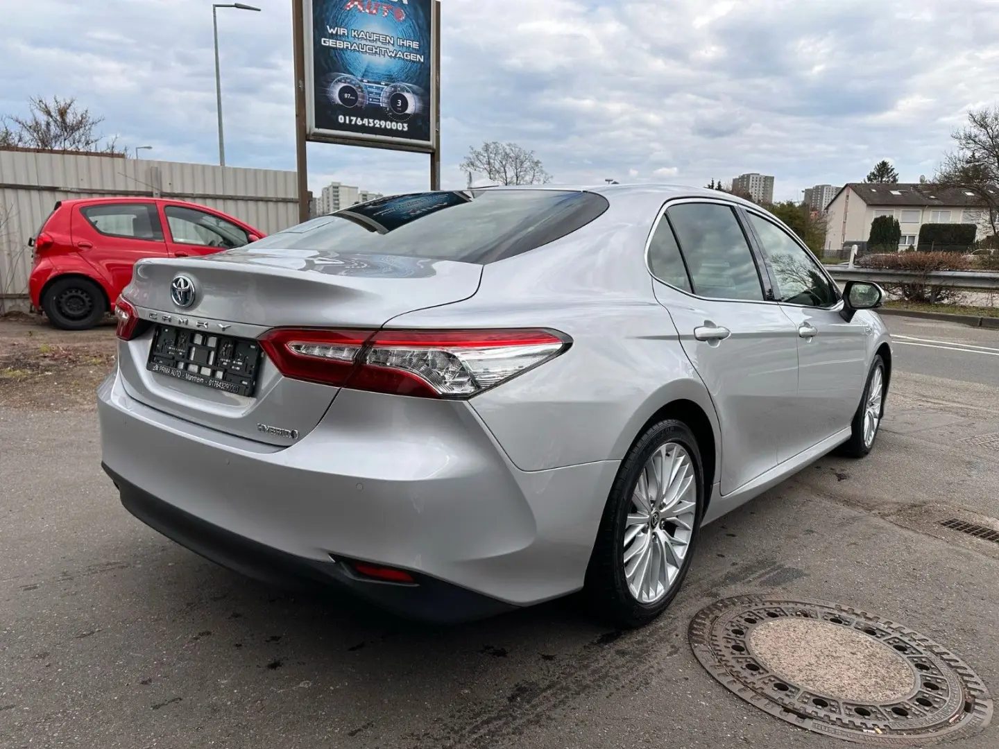 Camry Hybrid Luxury
