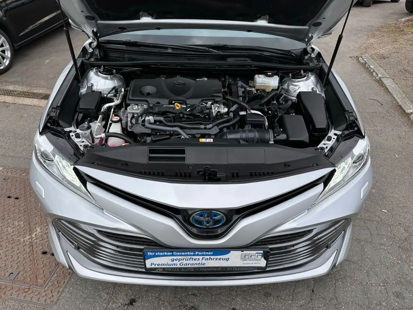 Camry Hybrid Luxury