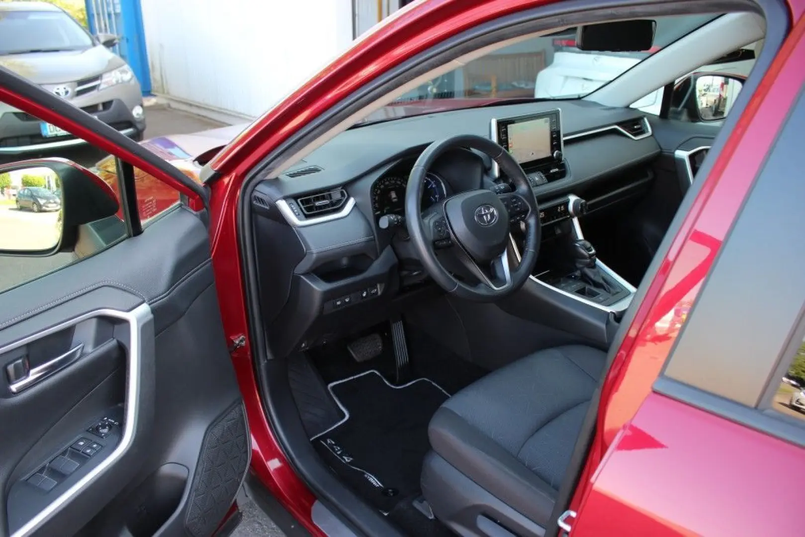 RAV 4 218PS Hybrid Team-D *AHK*Apple CarPlay*