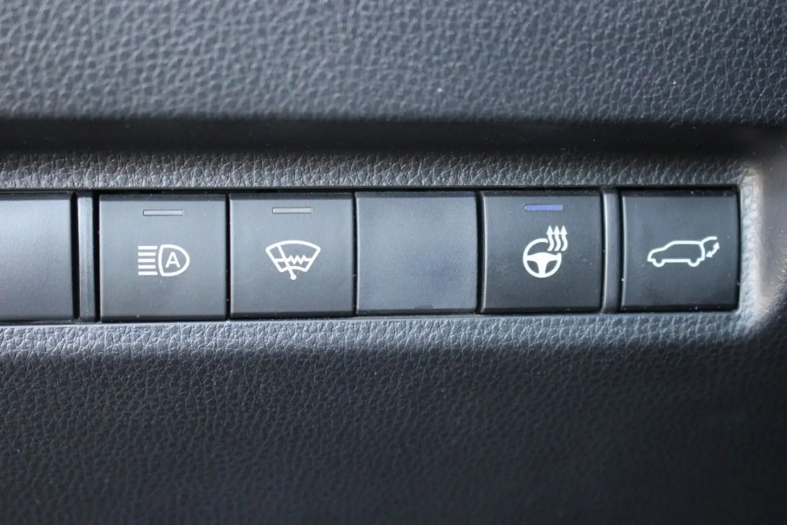 RAV 4 218PS Hybrid Team-D *AHK*Apple CarPlay*