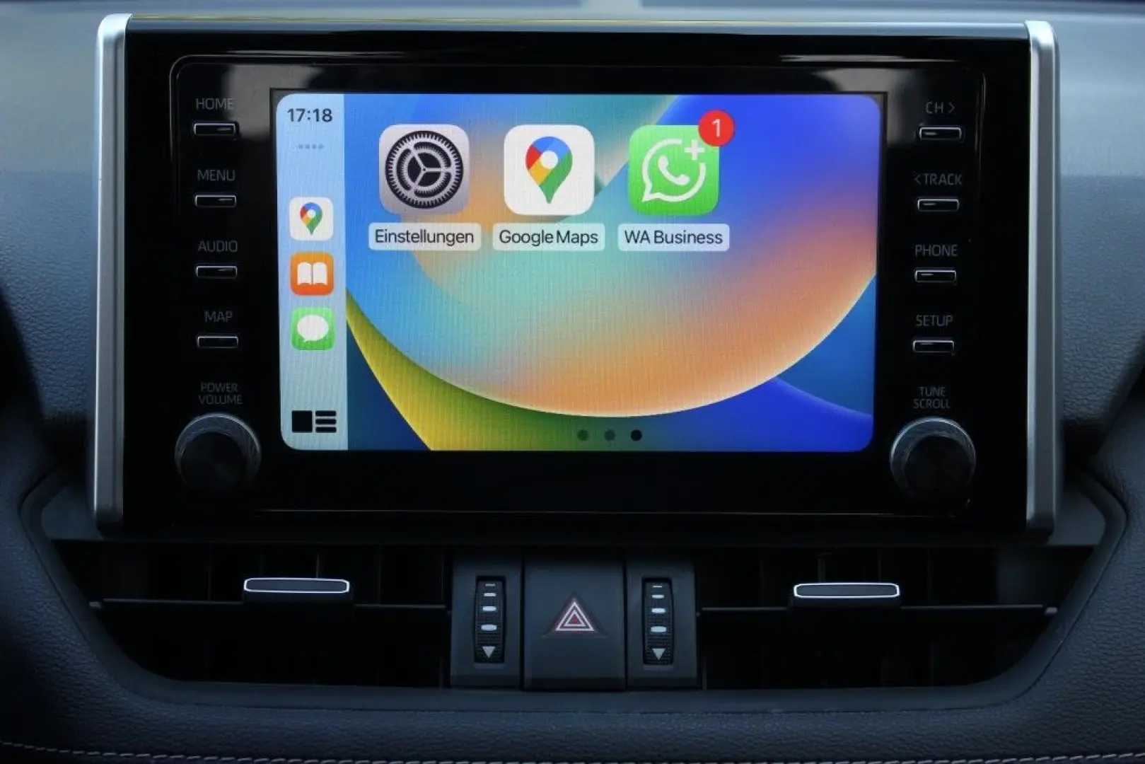 RAV 4 218PS Hybrid Team-D *AHK*Apple CarPlay*