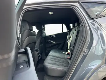 X6 xDr 40i M Sport Pro,LivePro,AHK,IcGlow,PAPro