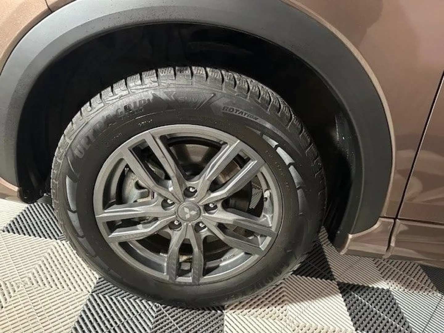 Eclipse Cross 2.4 MIVEC PHEV EU6d Plus Select Bl