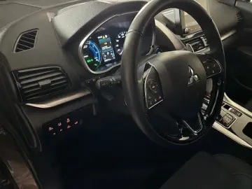 Eclipse Cross 2.4 MIVEC PHEV EU6d Plus Select Bl