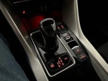 Eclipse Cross 2.4 MIVEC PHEV EU6d Plus Select Bl