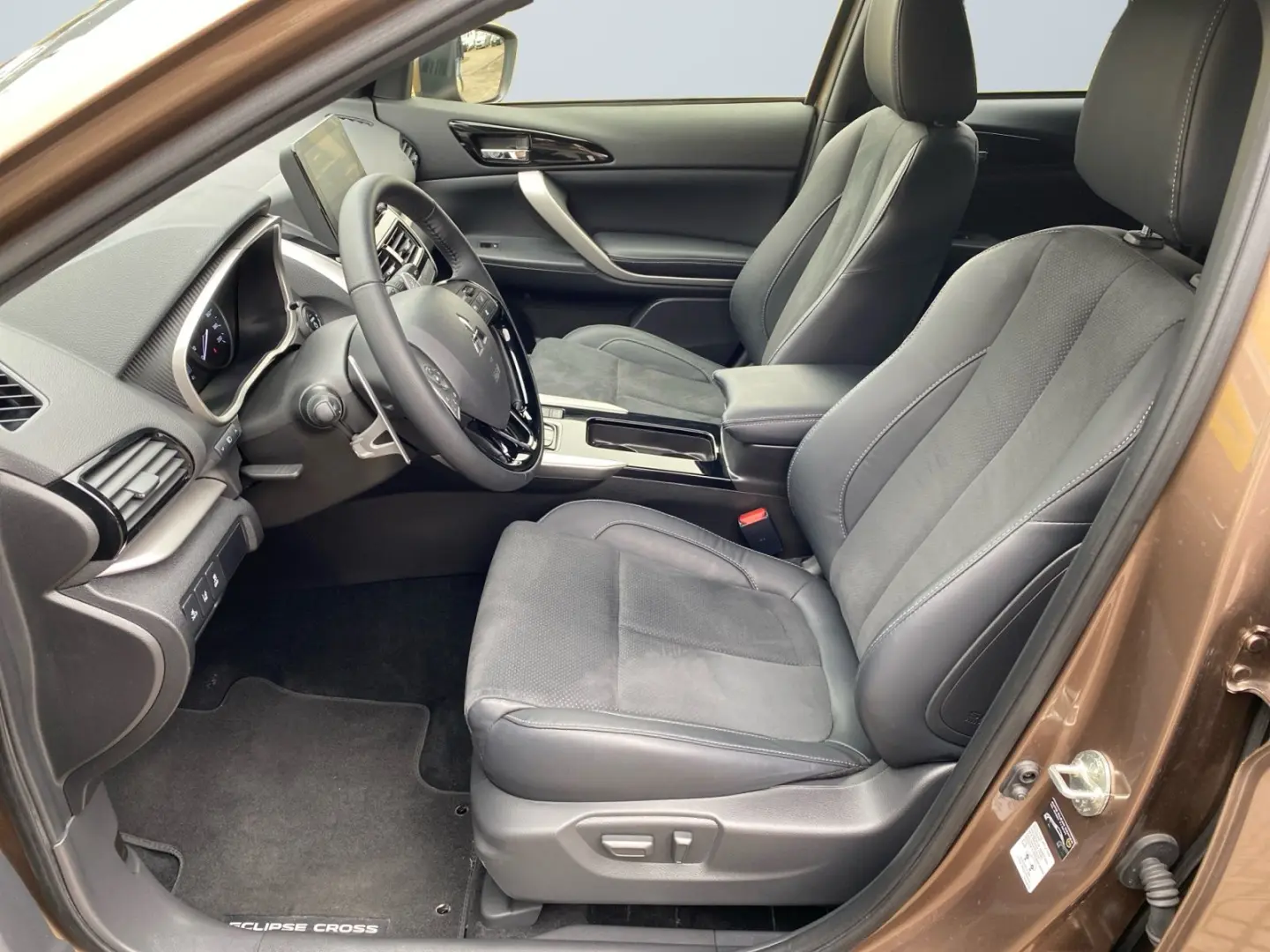 Eclipse Cross Plus Select 2,4l ACC KAM360 DAB