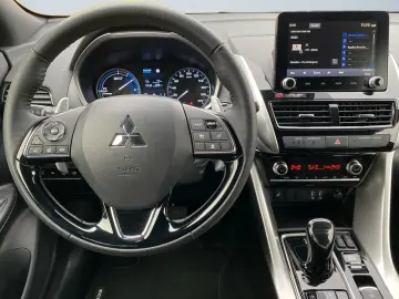 Eclipse Cross Plus Select 2,4l ACC KAM360 DAB