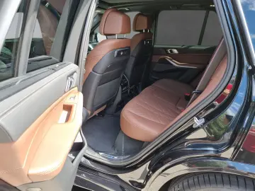 X5 40ixDrive M Sport/LUFTFEDERUNG/SKY/CARBON/HK