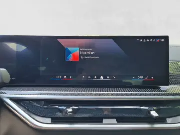 X5 40ixDrive M Sport/LUFTFEDERUNG/SKY/CARBON/HK