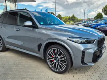 X5 XDRIVE40I ///M-SportPRO/ACC/AHK/Standheiz/Pan