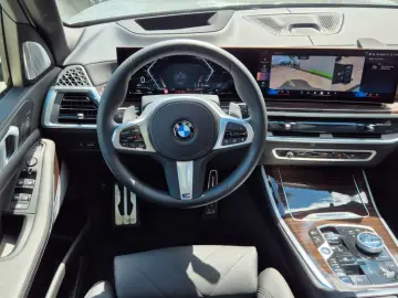 X5 XDRIVE40I ///M-SportPRO/ACC/AHK/Standheiz/Pan
