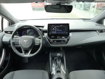 Corolla Hybrid Team D TechPaket SHZ IPA Kamera