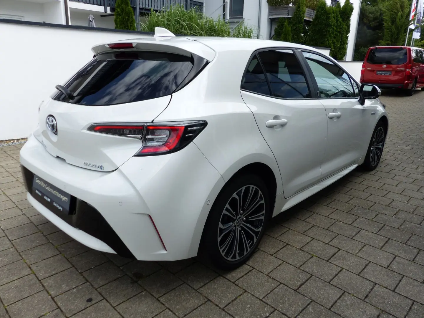 Corolla Hybrid Team D TechPaket SHZ IPA Kamera
