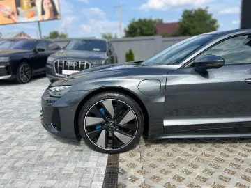 Audi E-Tron GT