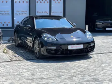 Porsche Panamera 4 E-Hybrid