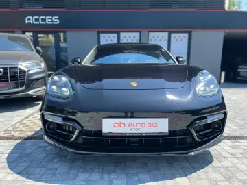 Porsche Panamera 4 E-Hybrid