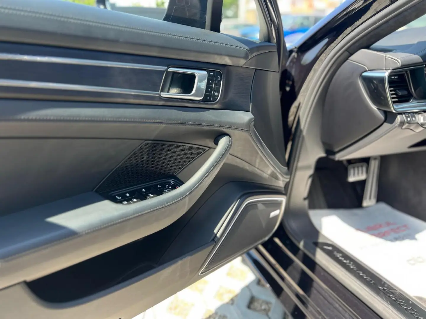 Porsche Panamera 4 E-Hybrid
