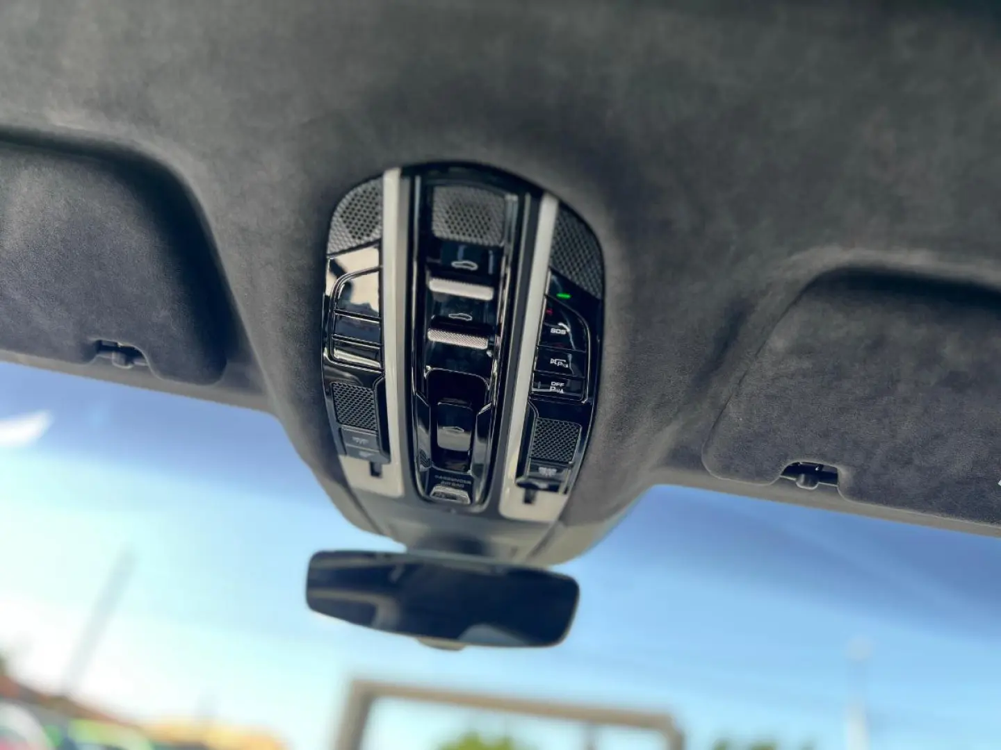 Porsche Panamera 4 E-Hybrid