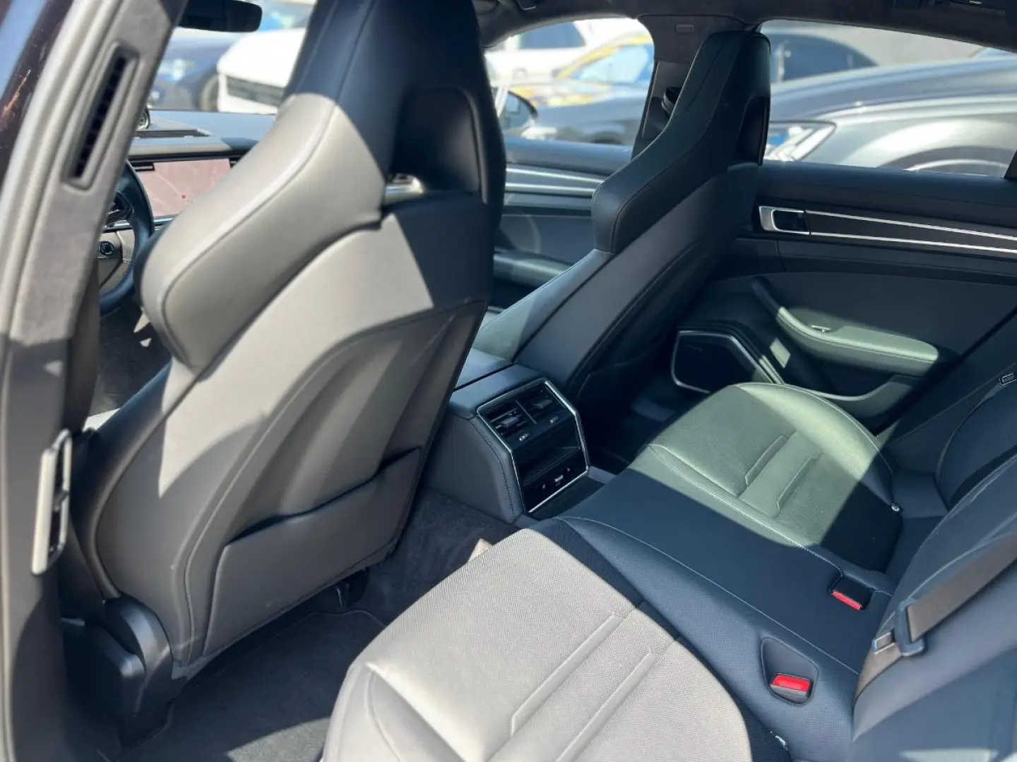 Porsche Panamera 4 E-Hybrid