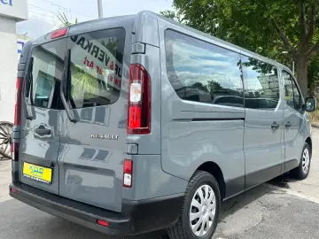 Trafic 2.0 dCi Automatik 8-Sitze L2H1 / 1. Hand