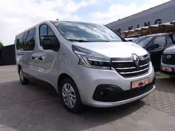 Trafic Space Class L2-Autom 8Sit Deluxe NAVI