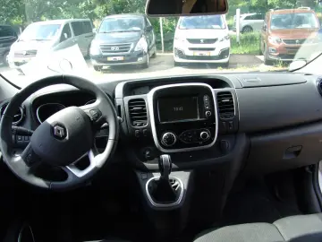 Trafic Space Class L2-Autom/8Sit/Deluxe/NAVI