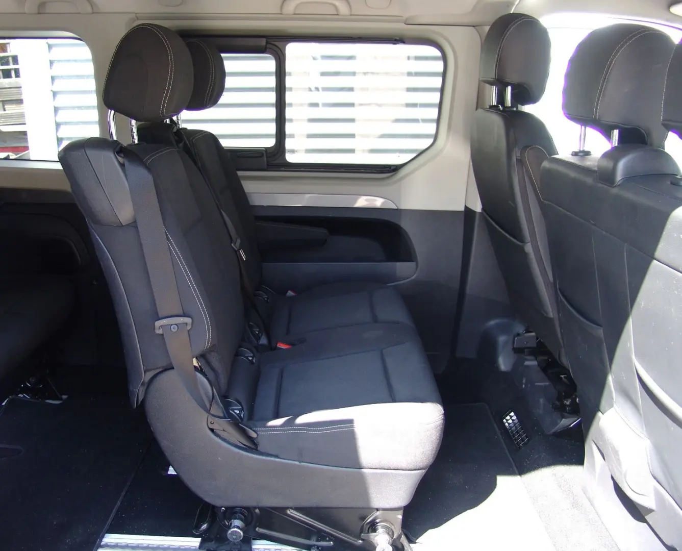 Trafic Space Class L2-Autom/8Sit/Deluxe/NAVI