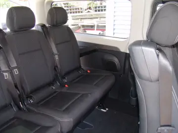 Trafic Space Class L2-Autom/8Sit/Deluxe/NAVI