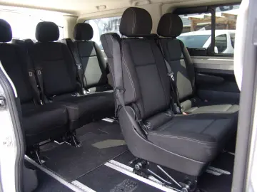 Trafic Space Class L2-Autom/8Sit/Deluxe/NAVI