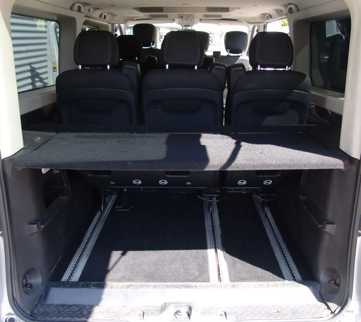 Trafic Space Class L2-Autom/8Sit/Deluxe/NAVI