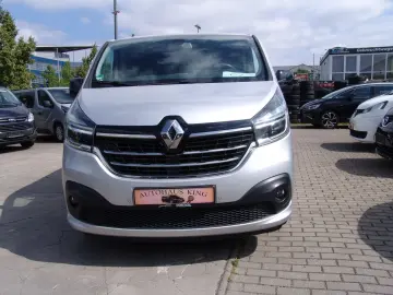 Trafic Space Class L2-Autom/8Sit/Deluxe/NAVI