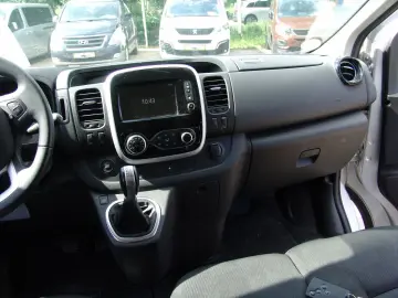 Trafic Space Class L2-Autom/8Sit/Deluxe/NAVI