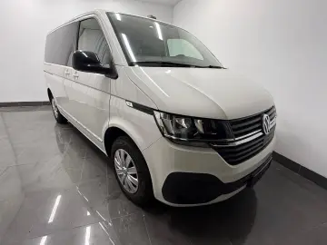 T6.1 Transporter Kombi FWD