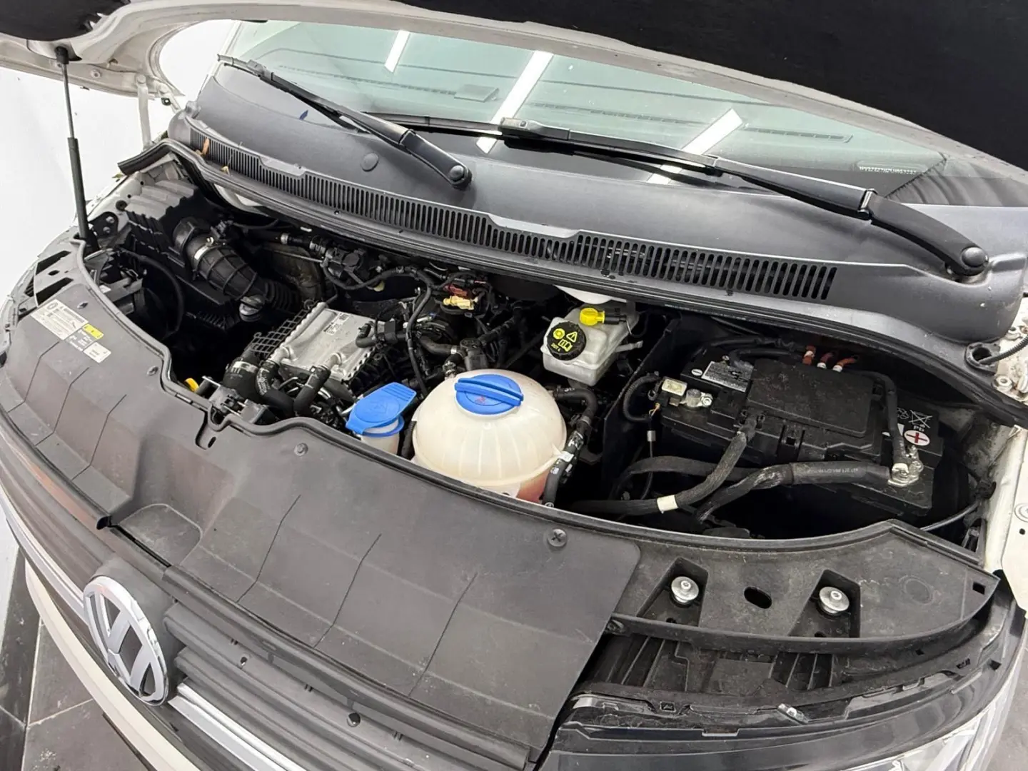 T6.1 Transporter Kombi FWD