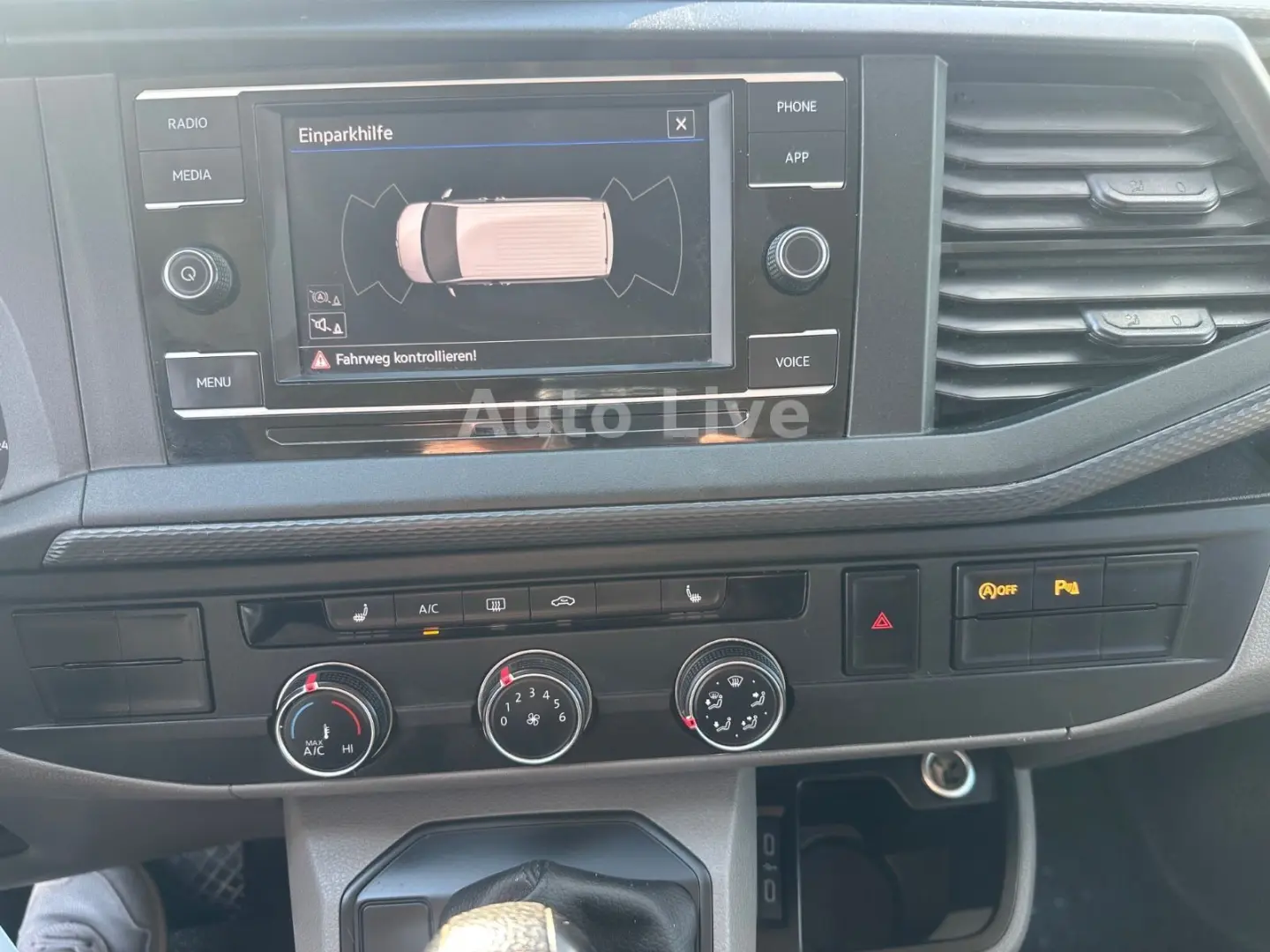 T6.1 Transporter 2,0 TDI*AUTOMATIK*9-SITZE*KLIMA