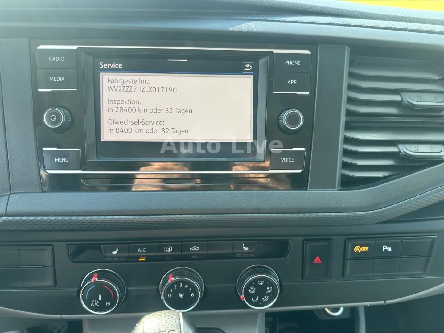 T6.1 Transporter 2,0 TDI*AUTOMATIK*9-SITZE*KLIMA