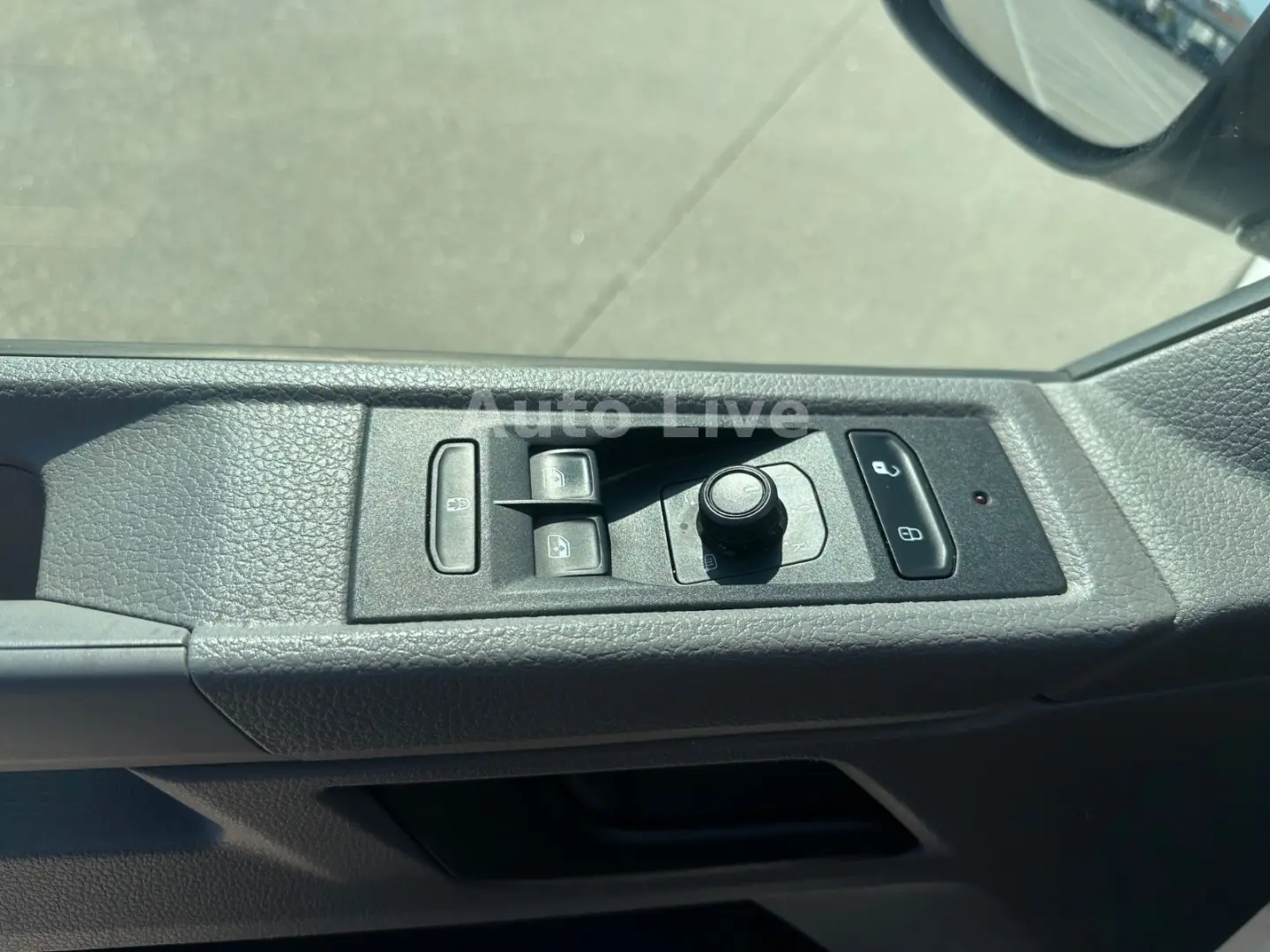 T6.1 Transporter 2,0 TDI*AUTOMATIK*9-SITZE*KLIMA