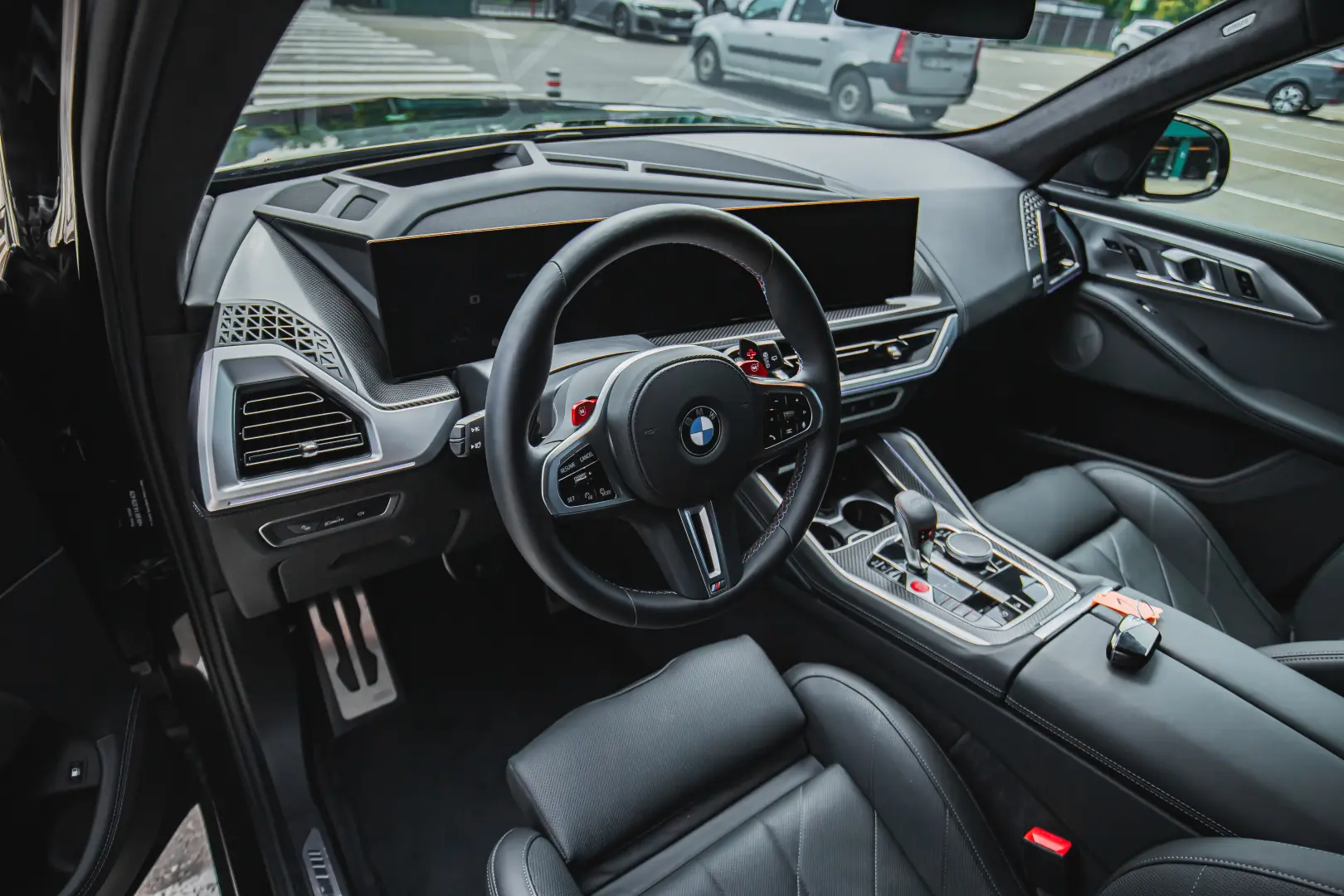 BMW XM