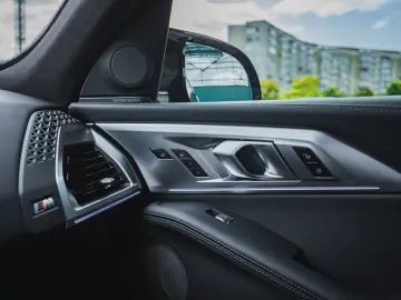 BMW XM