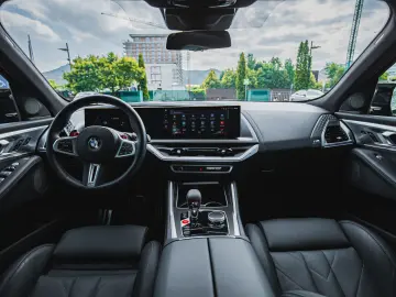 BMW XM