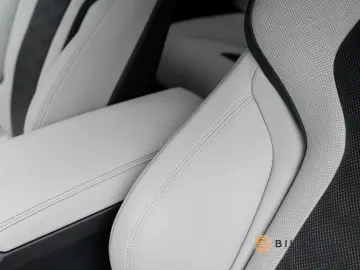 M3 Competition xDrive Ceramics Carbon HUD 360