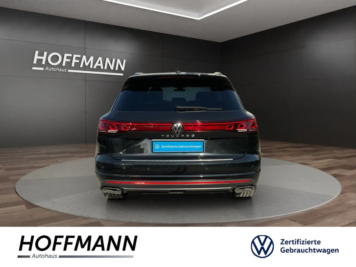 Touareg 3.0TDI  Elegance 4Motion AHK+Navi+Pano