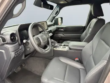 Land Cruiser 2.8 D-4D Executive *360*Navi*LED*