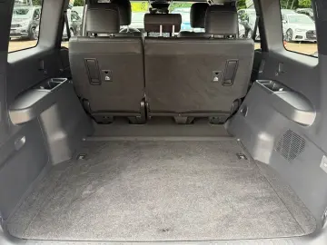 Land Cruiser 2.8 D-4D Executive *360*Navi*LED*