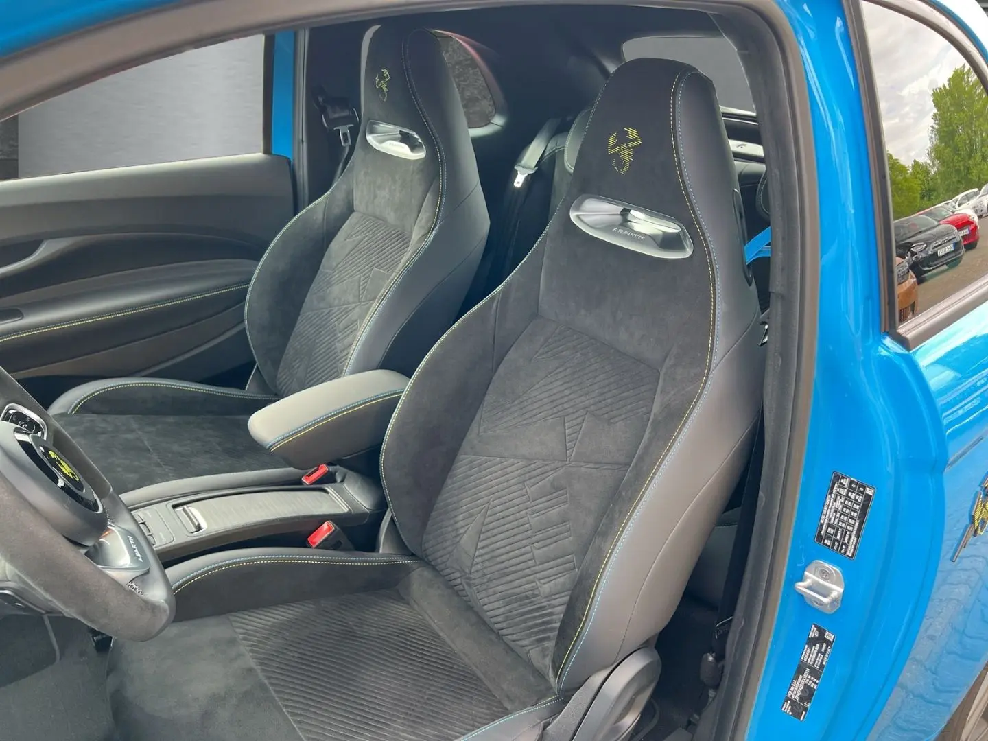 500C e Scorpionissima Design Sound Tech-Paket El