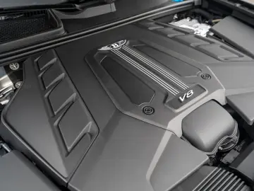 Bentayga Azure V8
